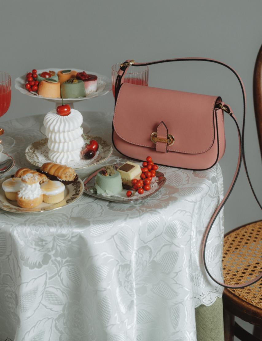 Adventure callin, born to explore