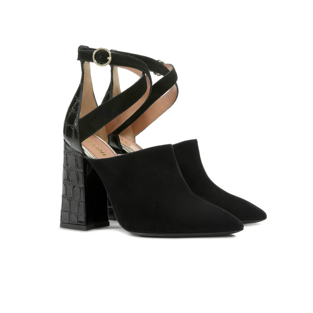 Ankle boots Photo 1