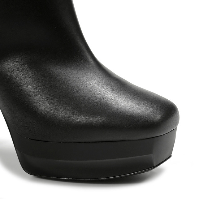 Boots Photo 4
