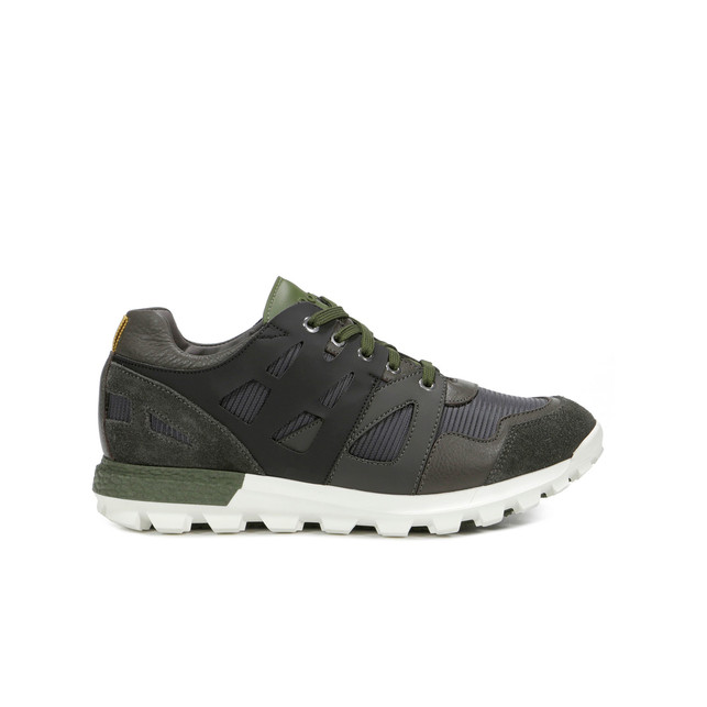 Sneakers Photo 2