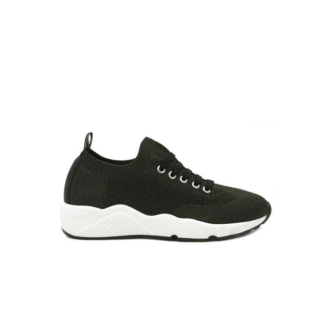 Sneakers Photo 2