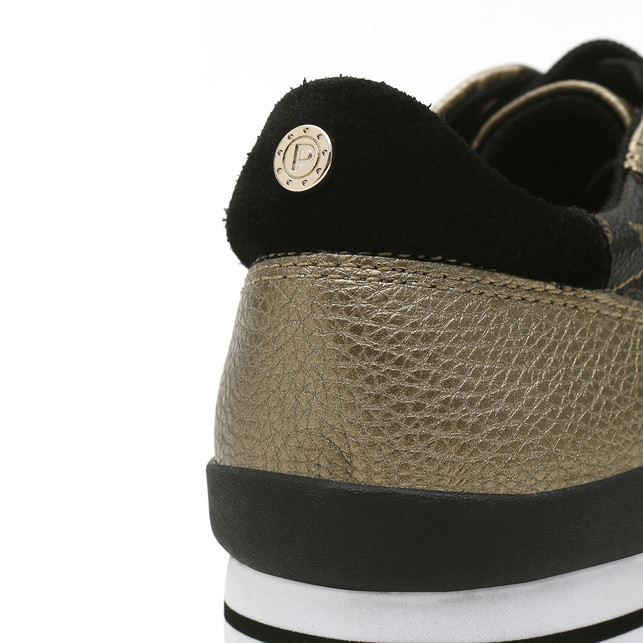 Sneakers Photo 4