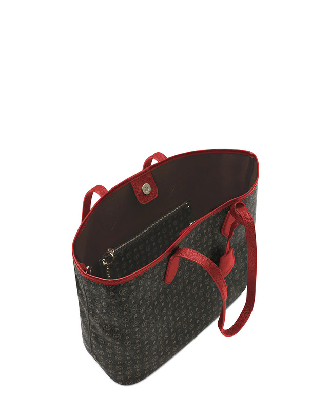 A bag borse store