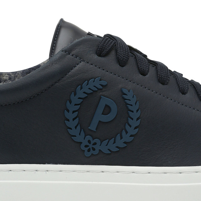 Sneakers Photo 5