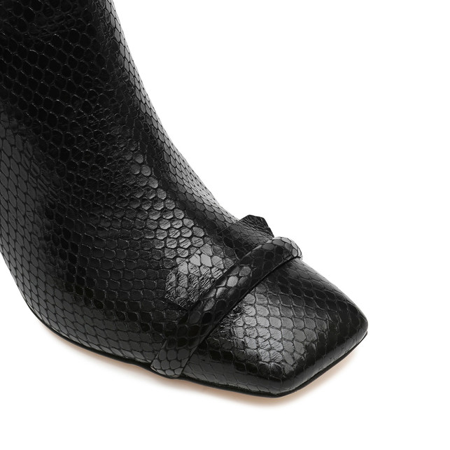 Boots Photo 4