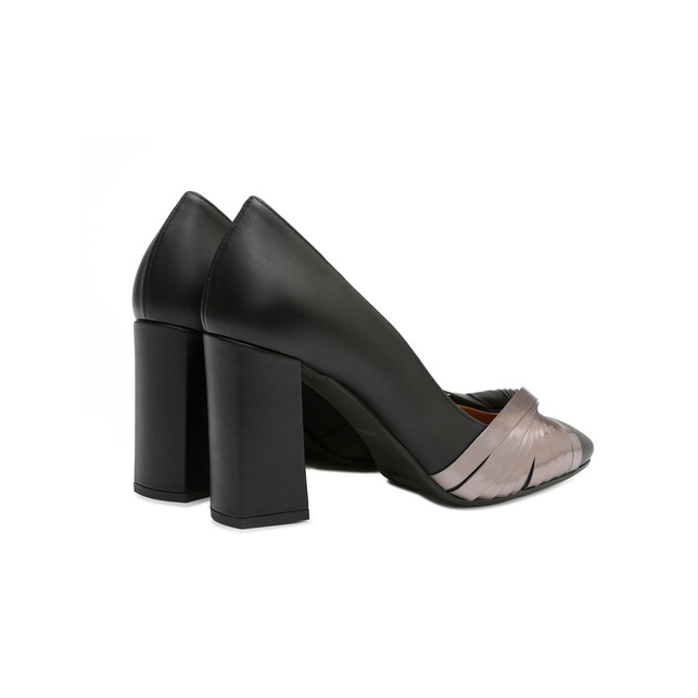 Pumps Photo 3