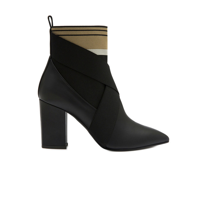 Ankle boots Photo 1