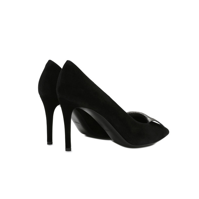 Pumps Photo 3