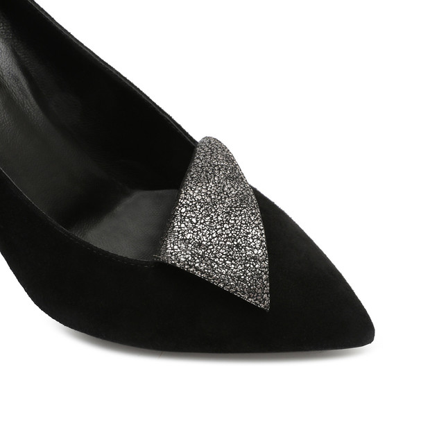 Pumps Photo 4
