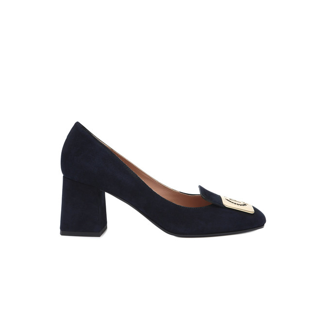 Pumps Photo 1