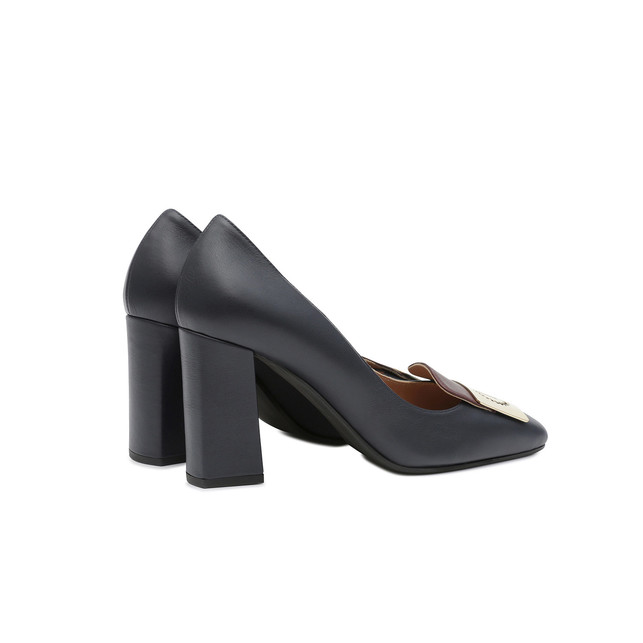 Pumps Photo 3