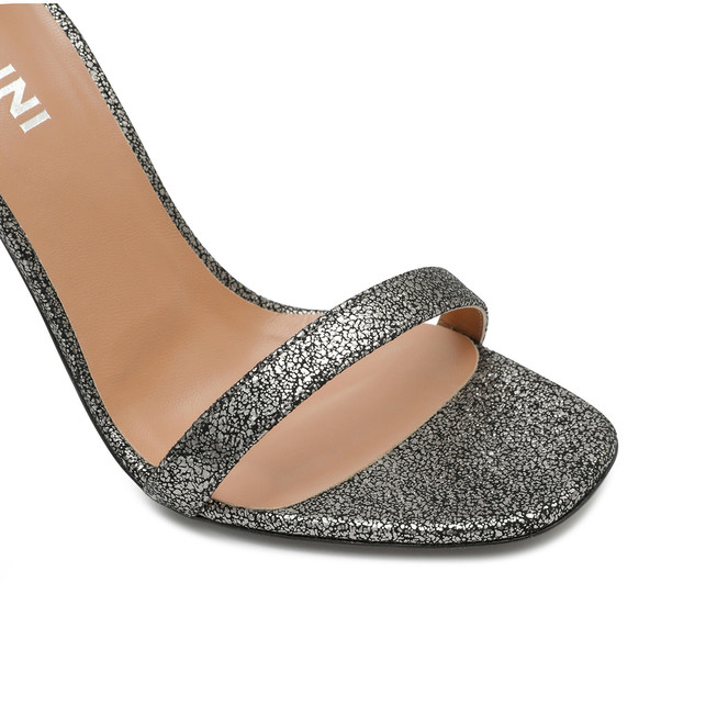 Sandals Photo 5