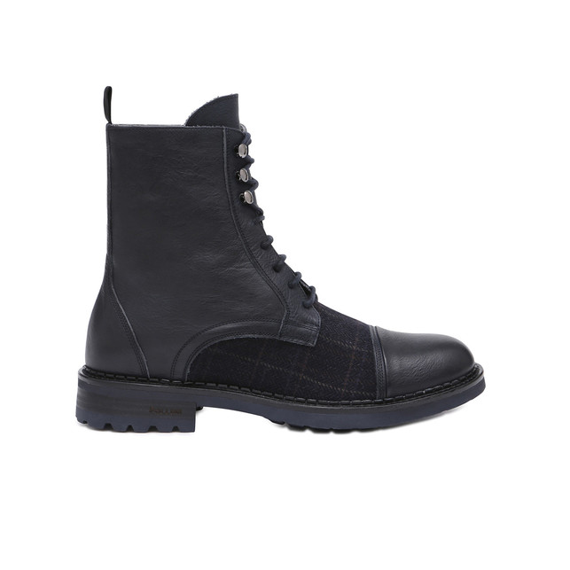 Ankle boots Photo 1
