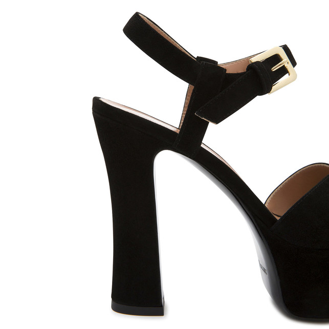 Sandals Photo 5