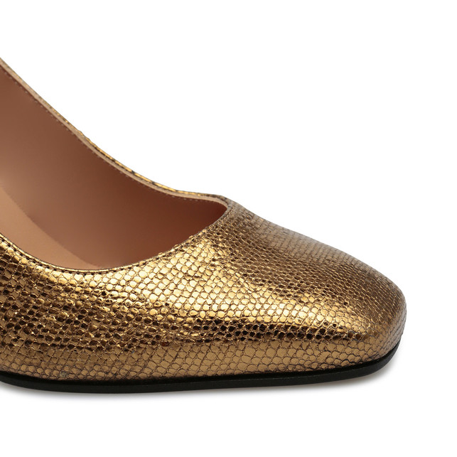 Pumps Photo 4