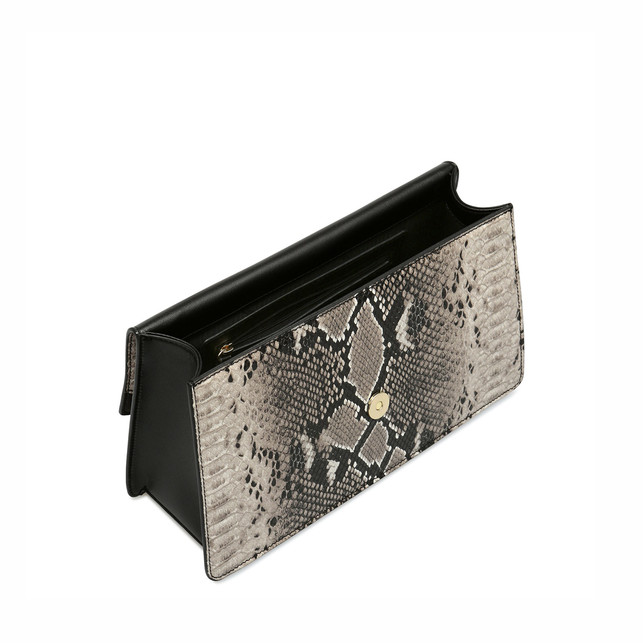 Shoulder bag Photo 4