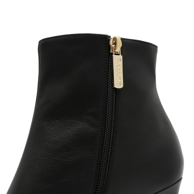 Ankle boots Photo 5