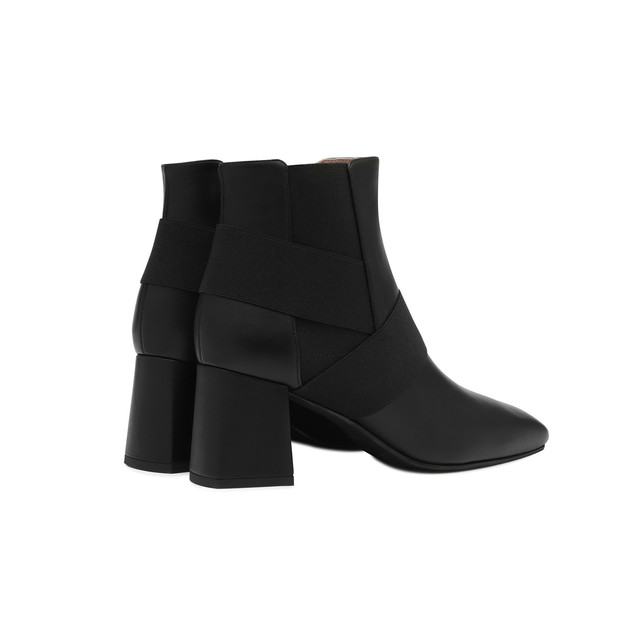 Ankle boots Photo 3