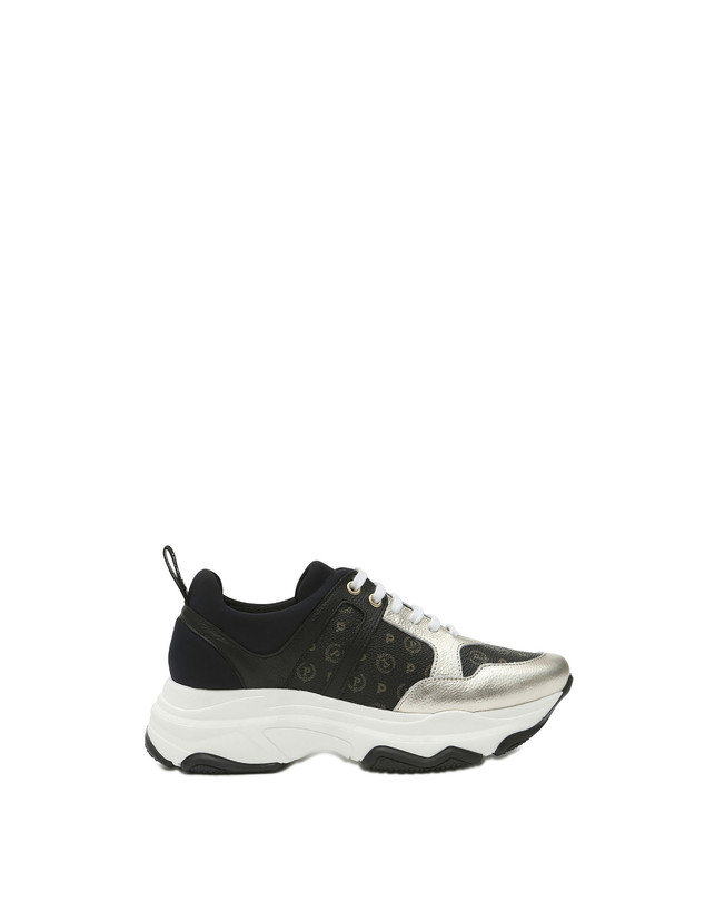 Sneakers Photo 1