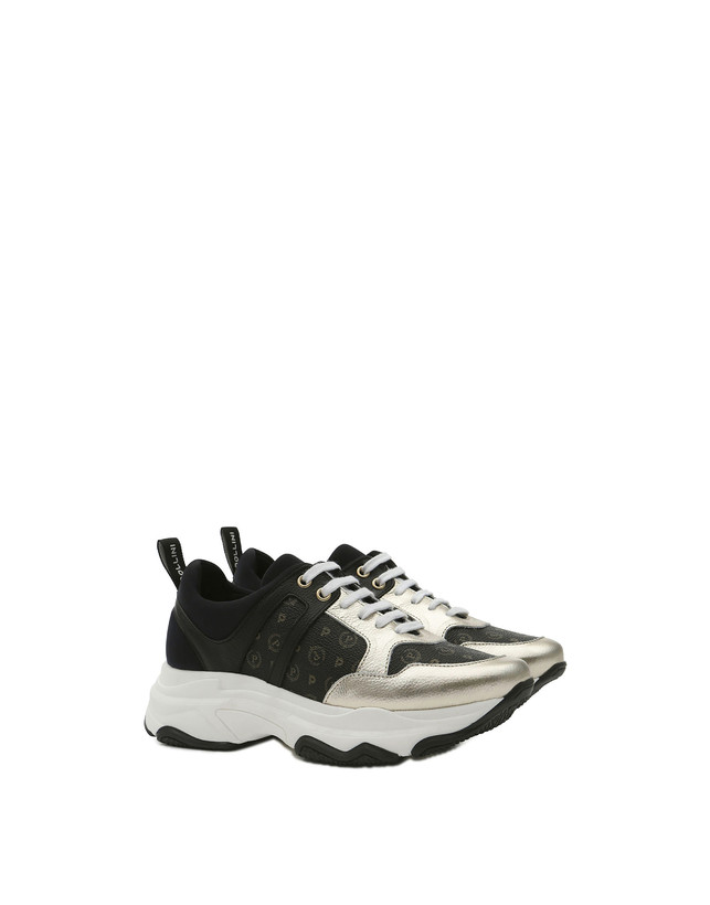 Sneakers Photo 2