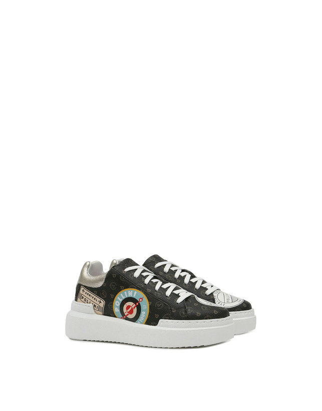 Sneakers Photo 2