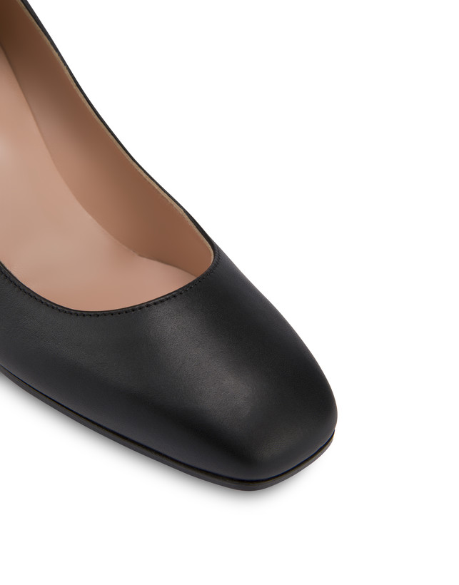 Pumps Photo 4