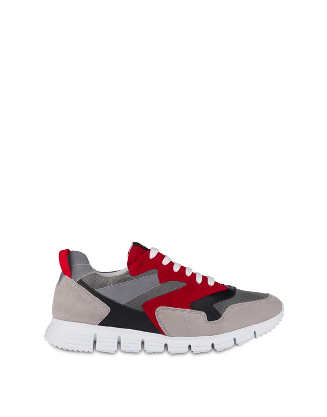 Sneakers Photo 1