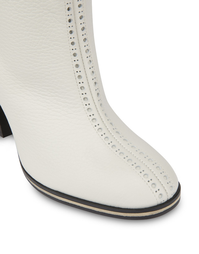 Boots Photo 4