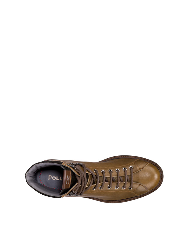 Climber combat boots in crust leather and kidskin Photo 3