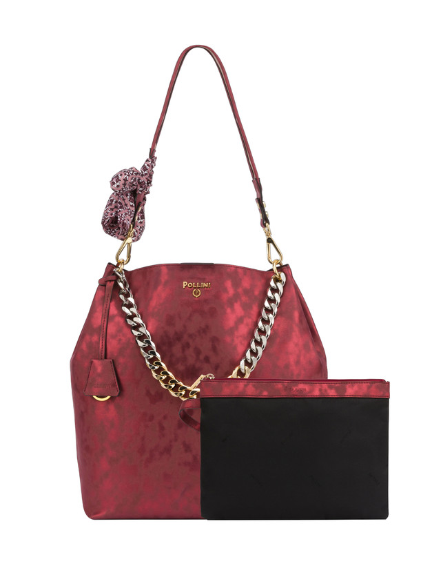 Darlene Chic laminated suede hobo bag Photo 5