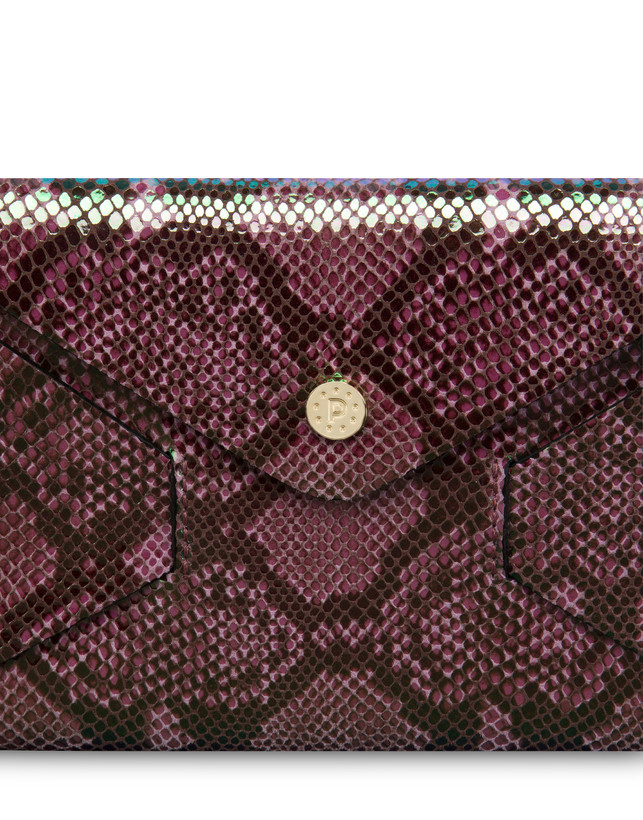 Mail pochette with iridescent python print Photo 5