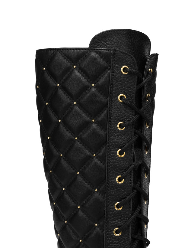 Stars in Prague quilted boots Photo 4