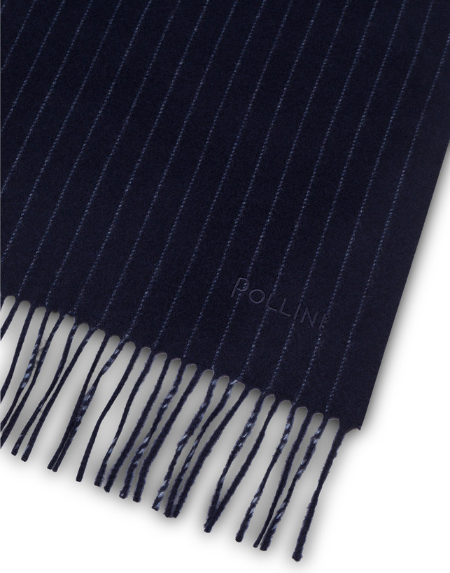 Pinstripe wool scarf Photo 3