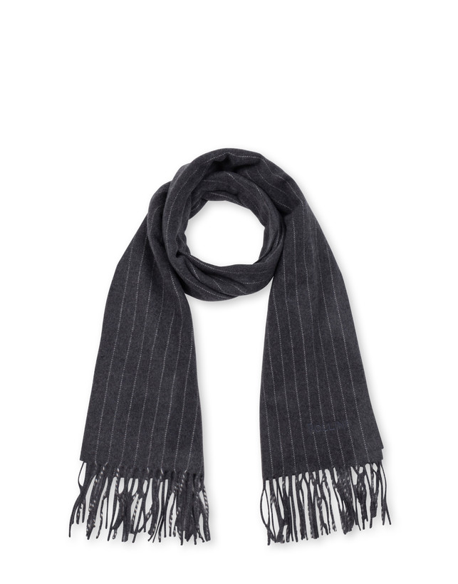 Pinstripe wool scarf Photo 2