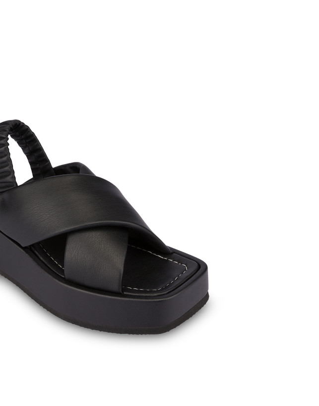New Land flatform crossover sandal Photo 4