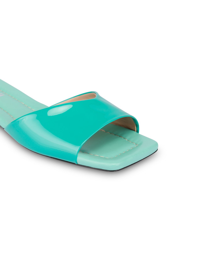 Flat patent leather mule Photo 4