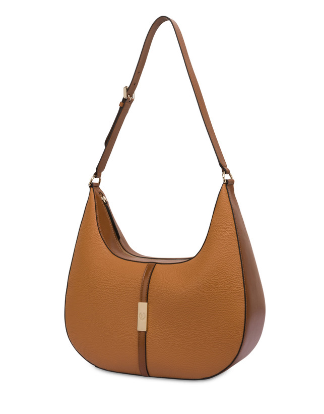 Hobo bag in vitello Essence Photo 2