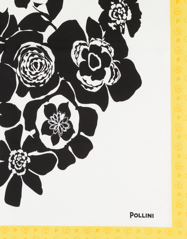 Foulard in seta Flowers Photo 3