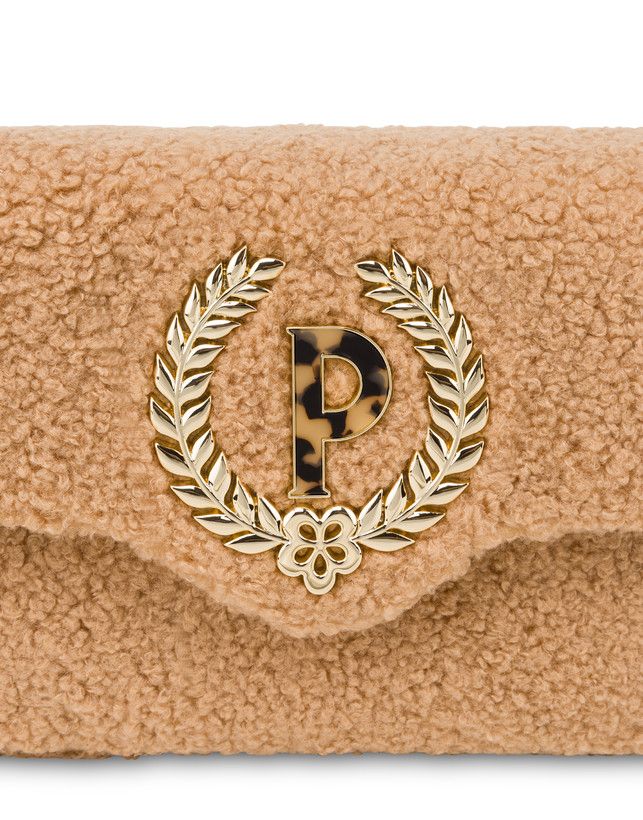 Shearling-effect candy bag with maxi chain Photo 5