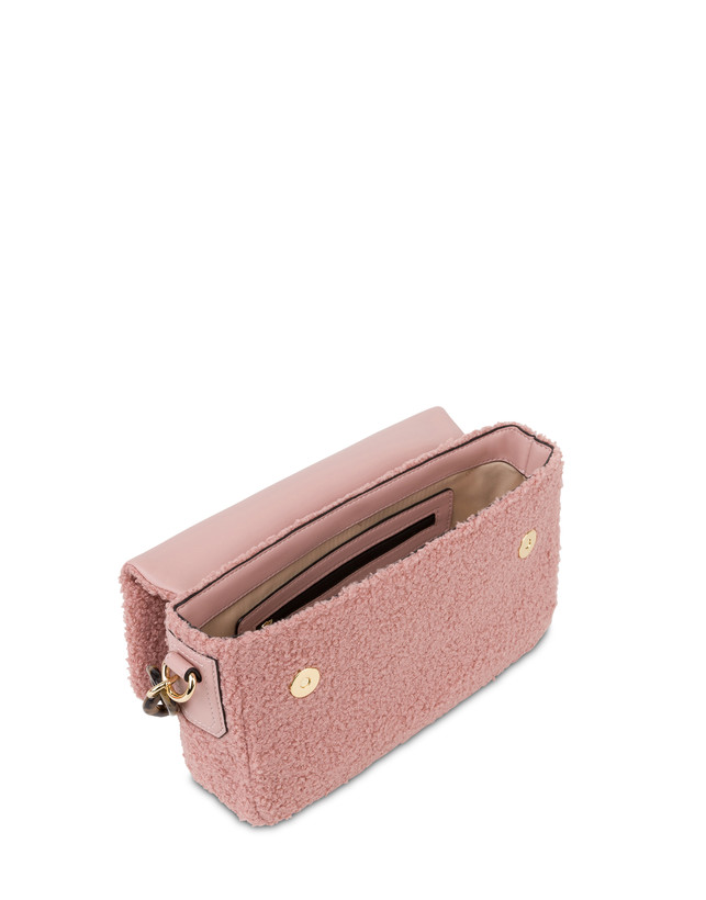 Shearling-effect candy bag with maxi chain Photo 4