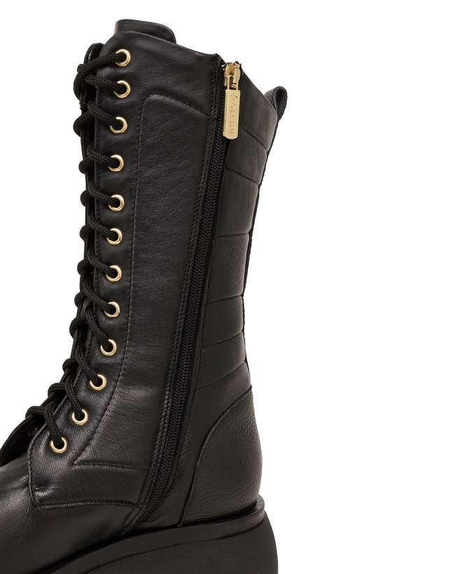 Combat boot in Softie nappa leather Photo 4