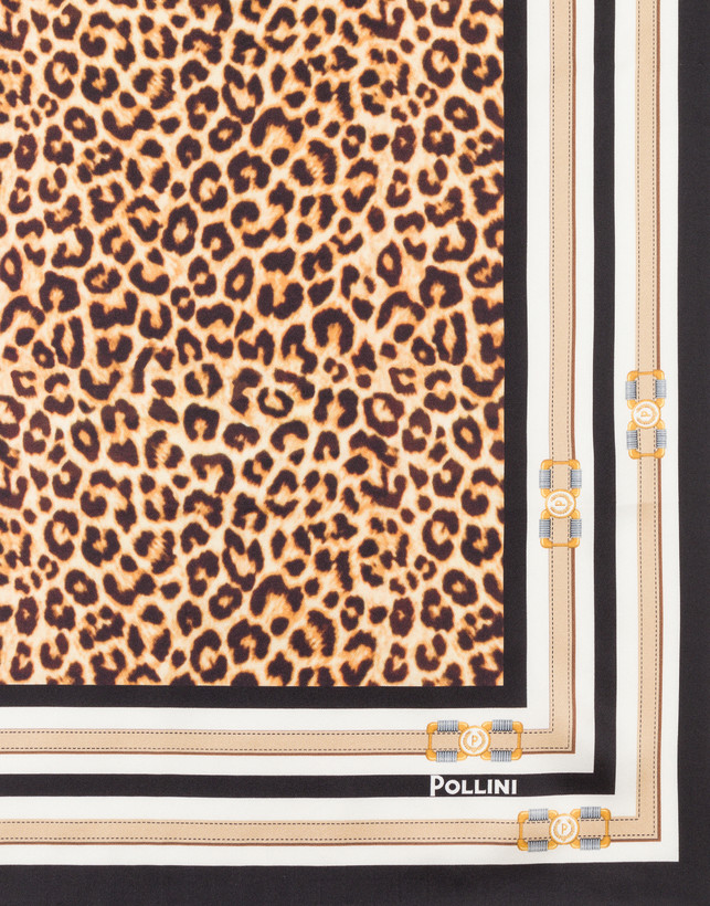 FOULARD Photo 3