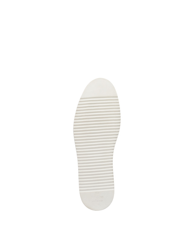 Foxing perforated print leather derby Photo 4