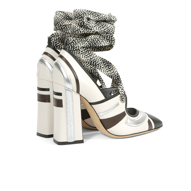 Pumps Photo 3
