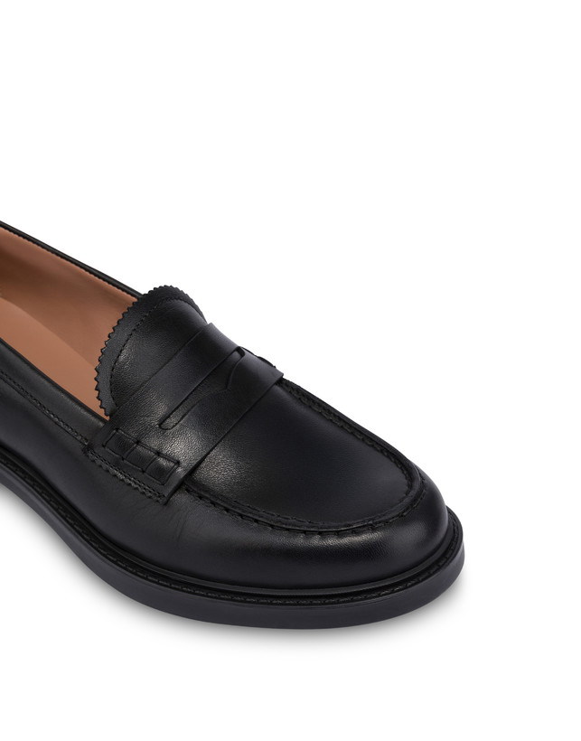 Cambridge Loafer in Calfskin Photo 4