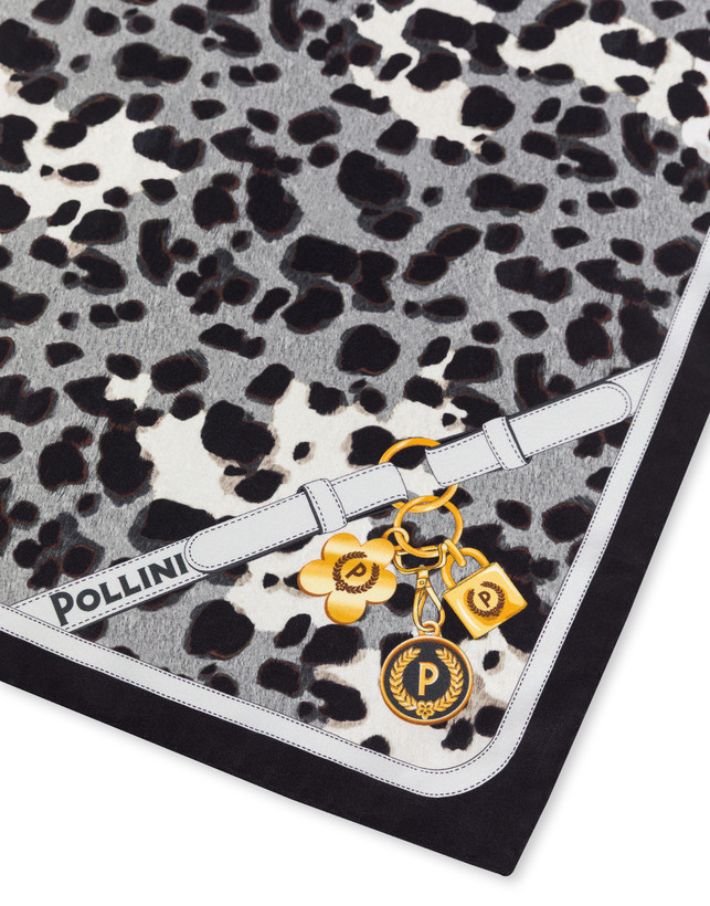 Seidentuch mit Animalprint Photo 3
