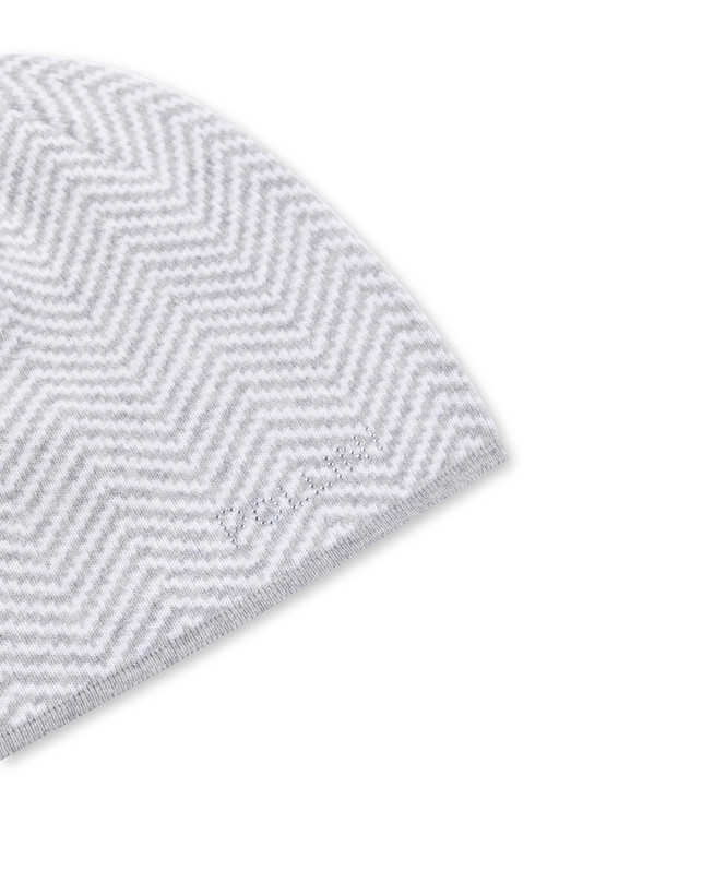 Weiche Mütze aus Wollmischung mit Chevron-Druck Photo 3