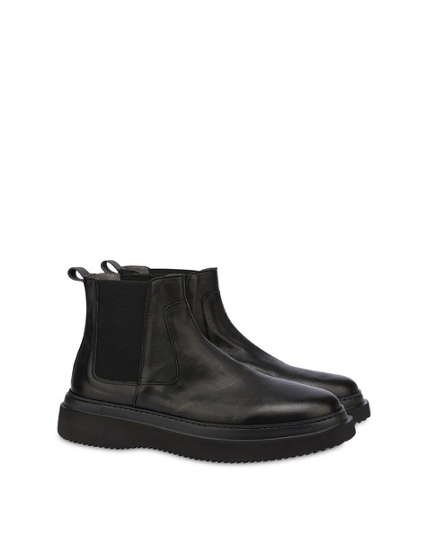 Convy in washed calfskin BLACK