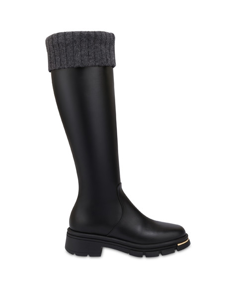 Comfy Calfskin Boot Black