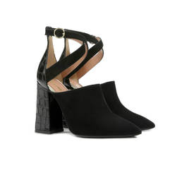 Ankle boots Photo 1